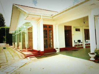 Westgate Colonial Bungalow in Nuwara Eliya