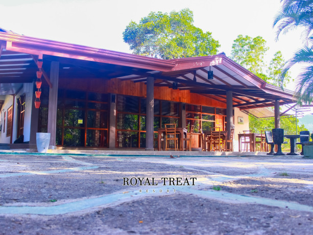 royal-treat-resorts-gampola-big-1