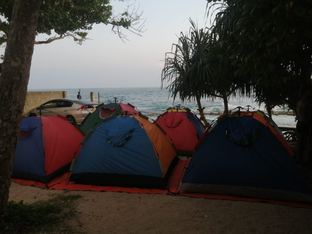 thalpe-beach-night-camping-big-4