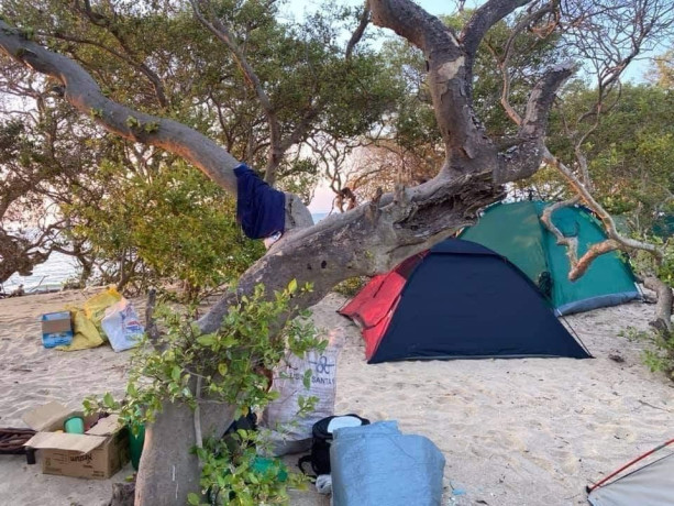 baththalangunduwa-beach-camping-big-2