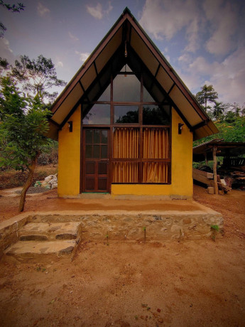 rainforest-clay-cabin-in-deniyaya-big-0
